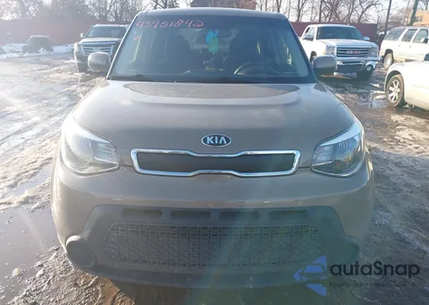 2014 Kia Soul z USA, uszkodzony, nr VIN KNDJN2A27E7055349